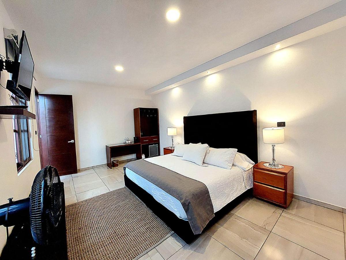 Casa Allende Hotel *