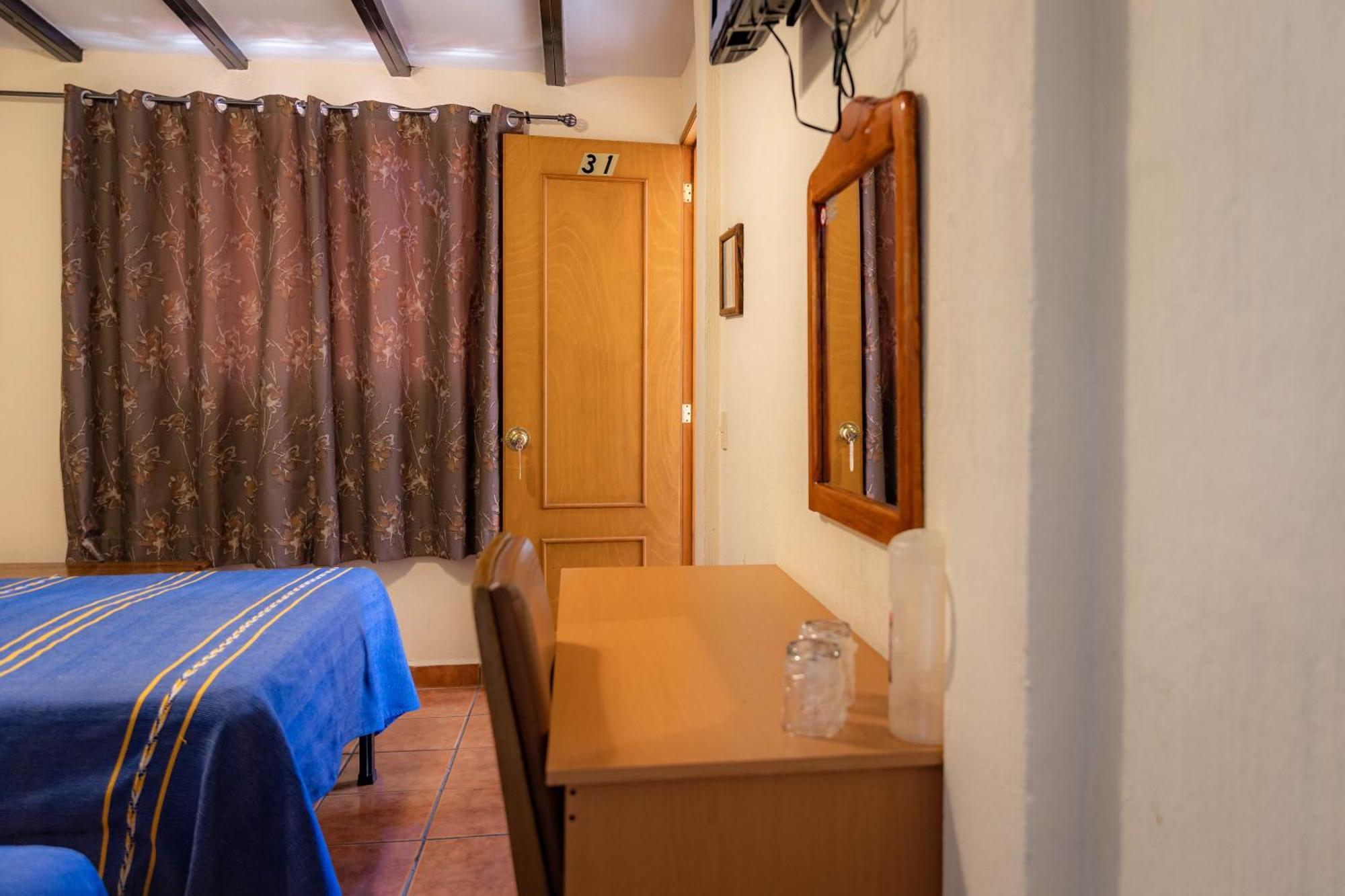 Hotel El Carmen, 3*