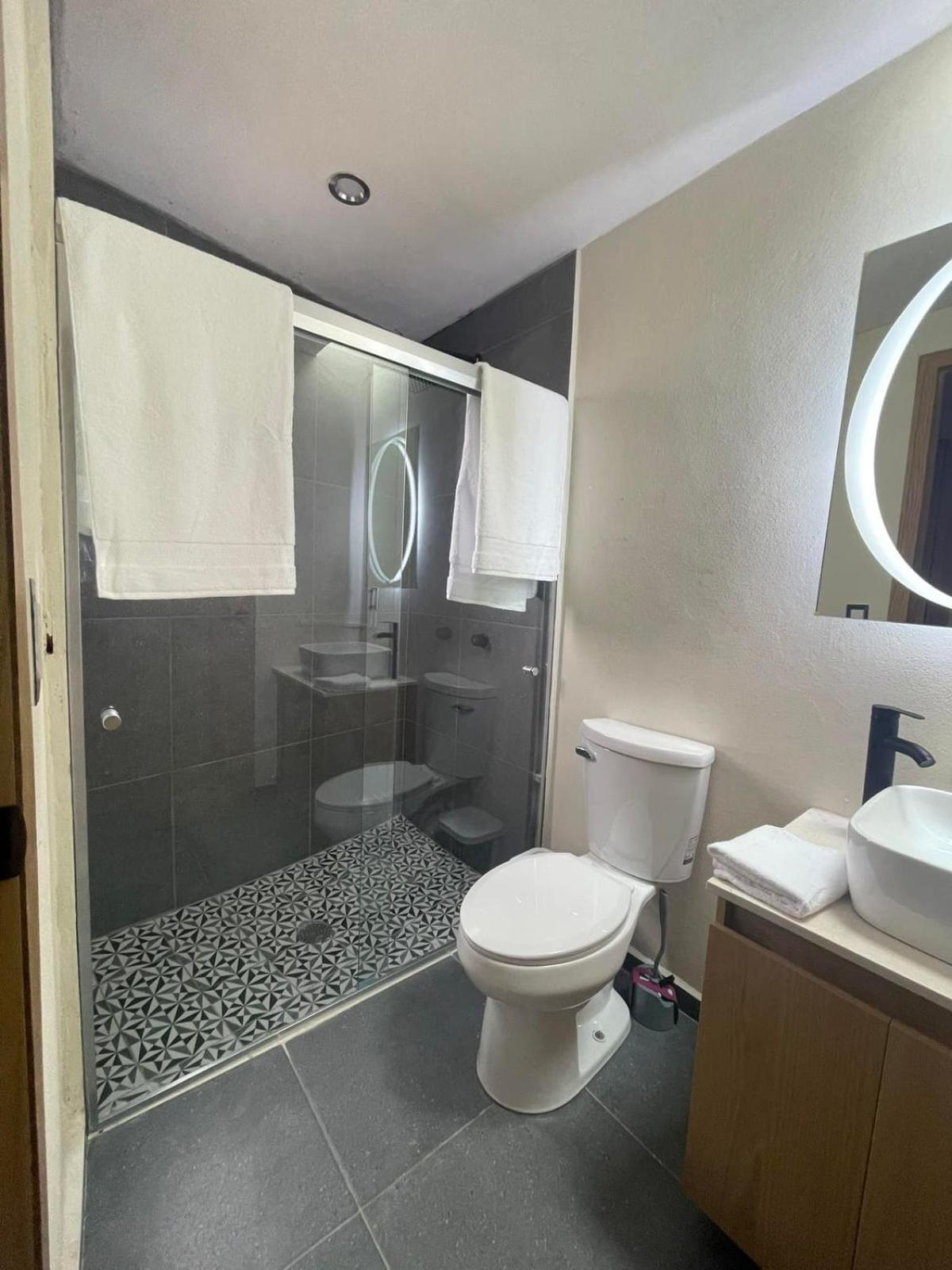 Apartamento La Casa De Flores Airbnb