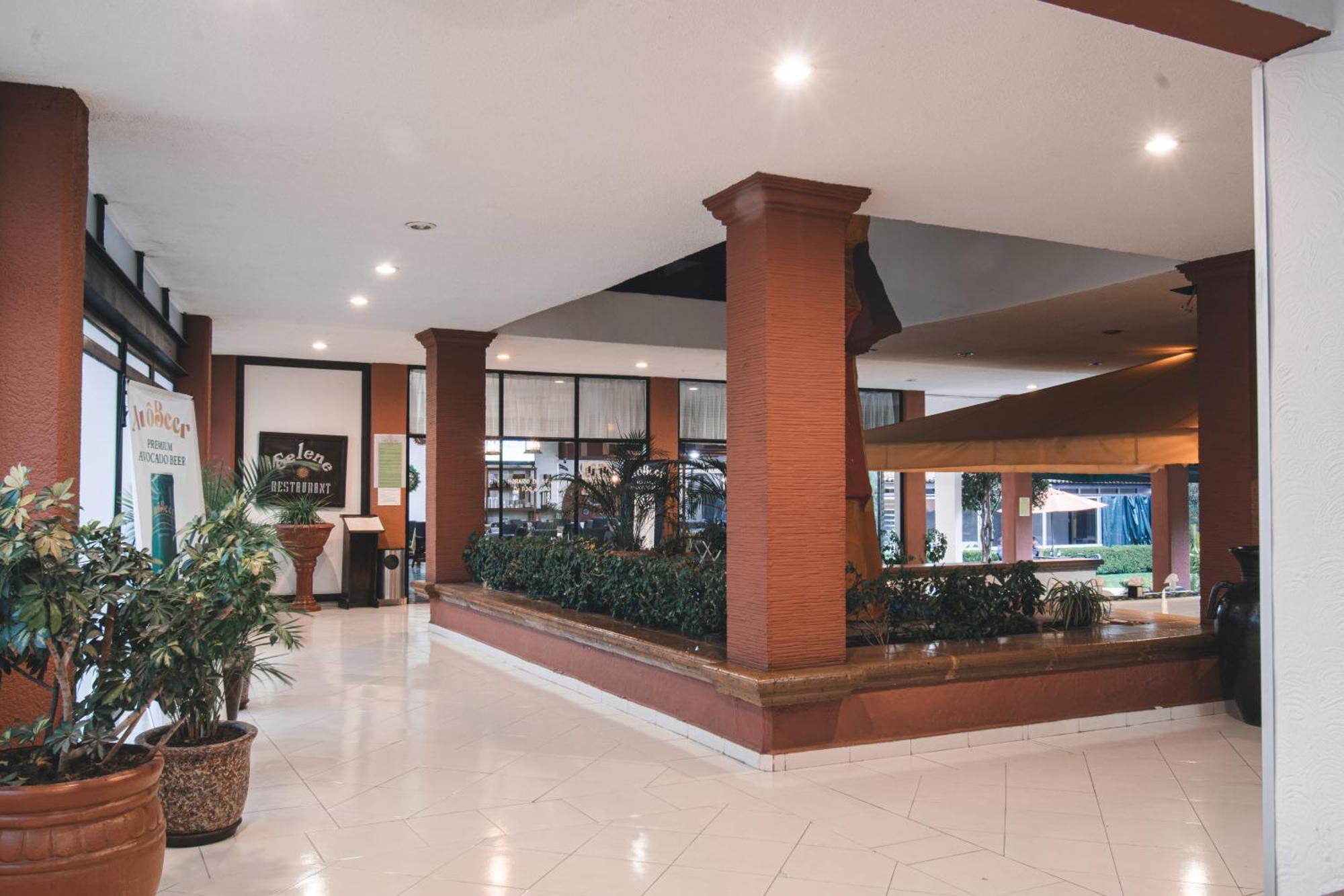 & Del Sol Hotel Morelia