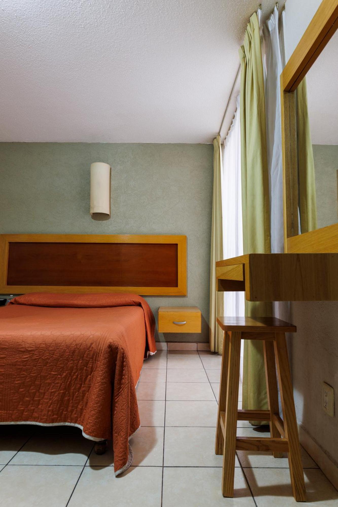 Qualitel Centro Historico Hotel 3*