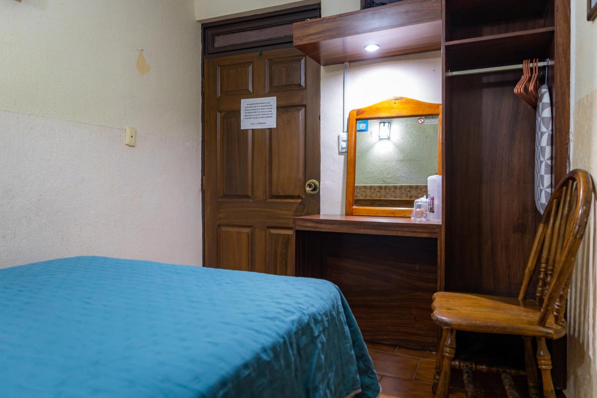 El Carmen, Hotel 3*
