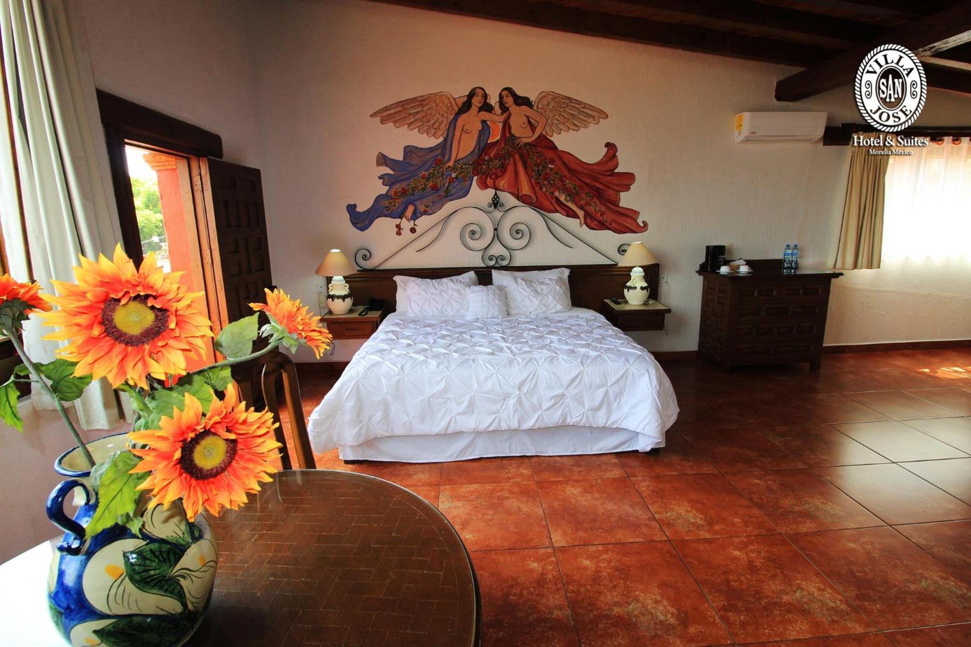 San Jose & Hotel Morelia