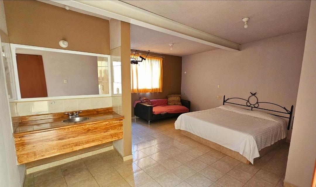 Xanti 3* Morelia