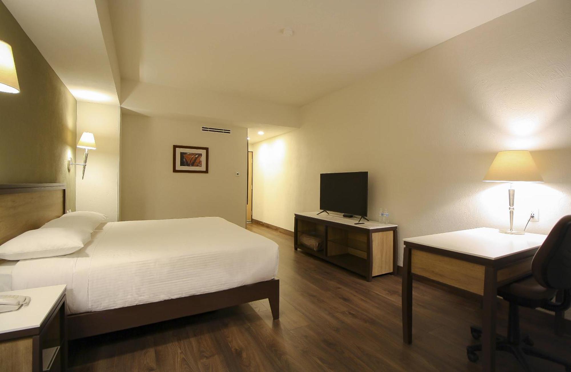 Turotel Hotel Morelia