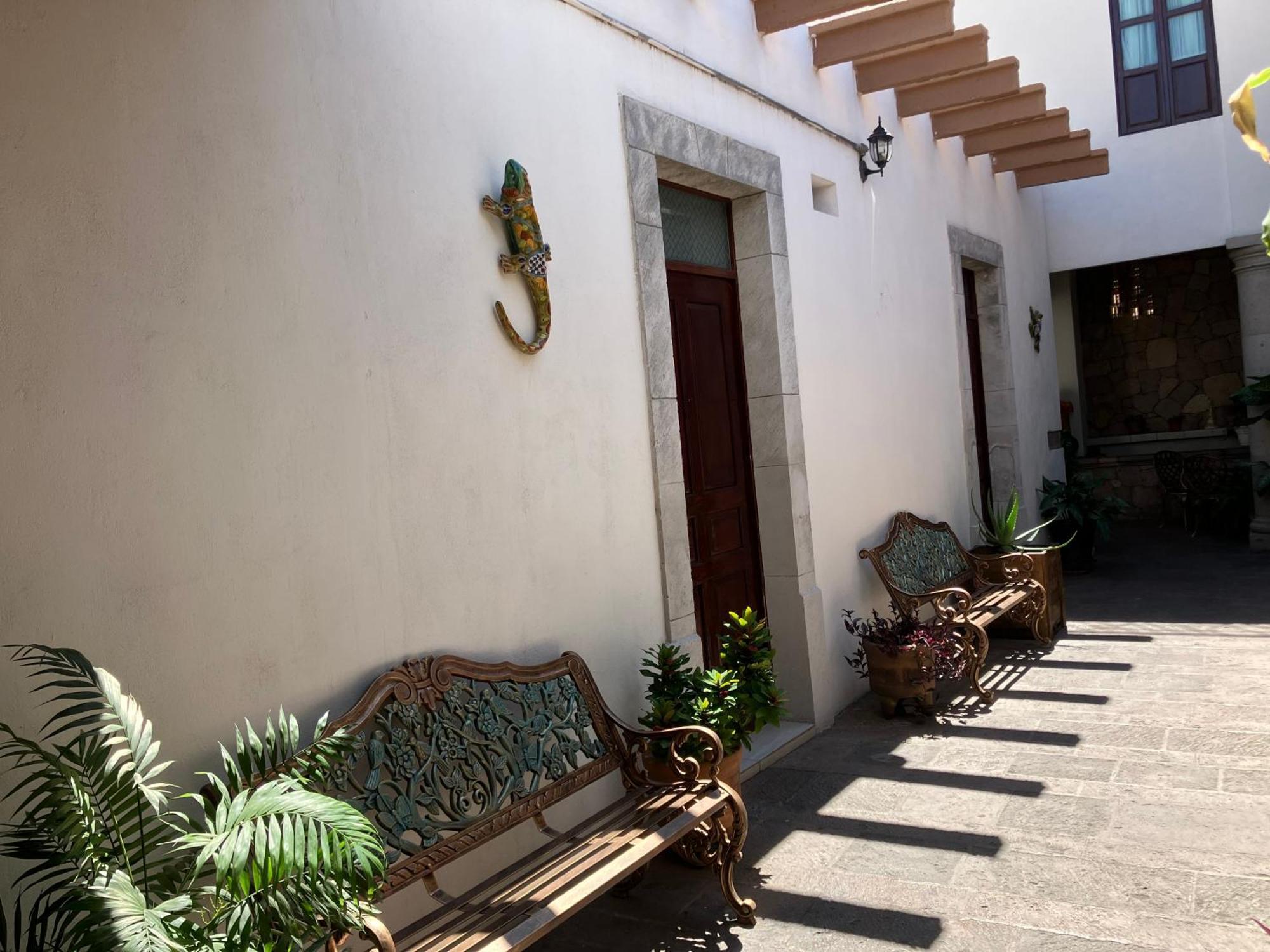 Casa De Remedios Homestay *