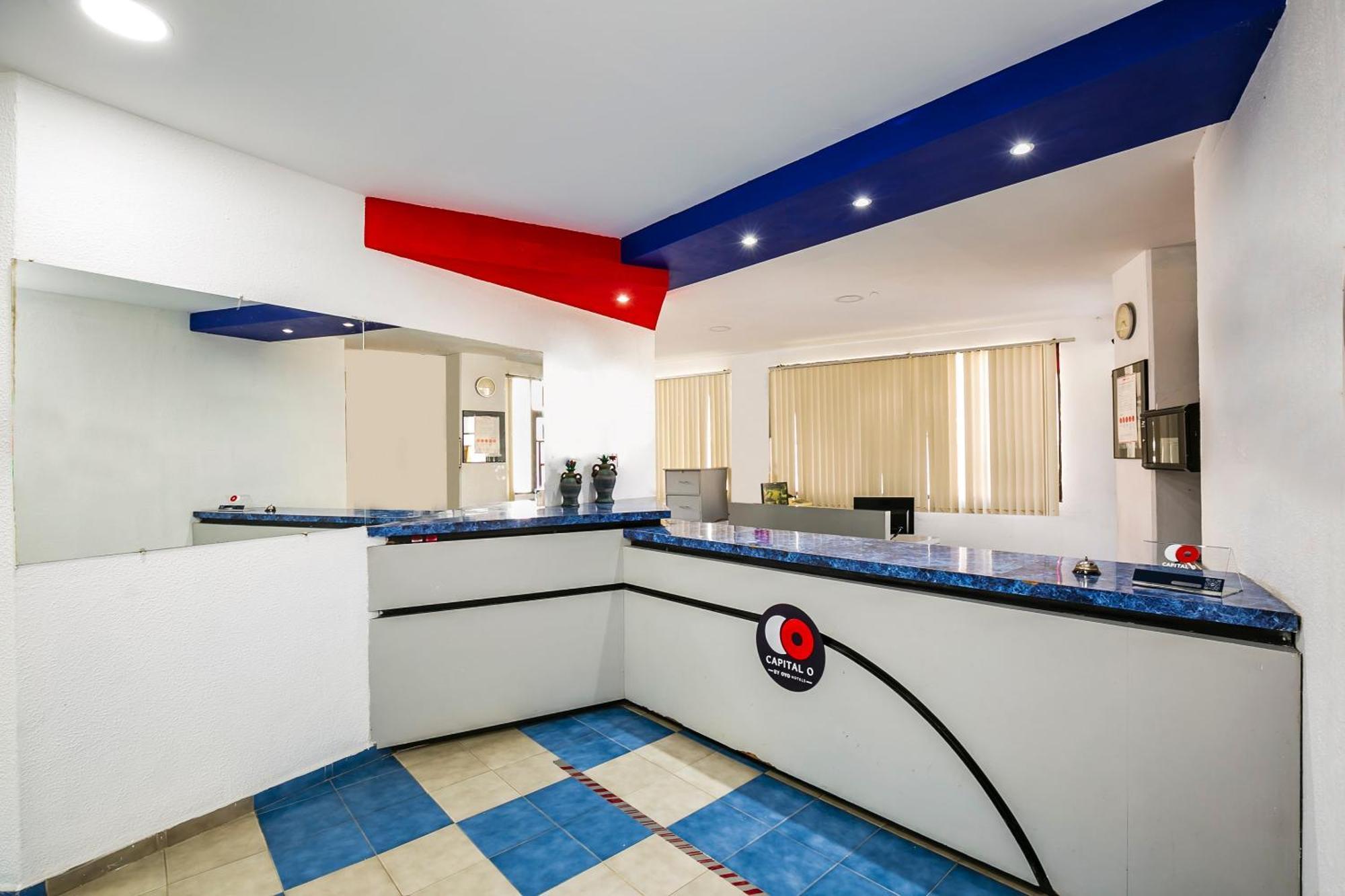 Capital O Casa Blanca, Hotel 4*