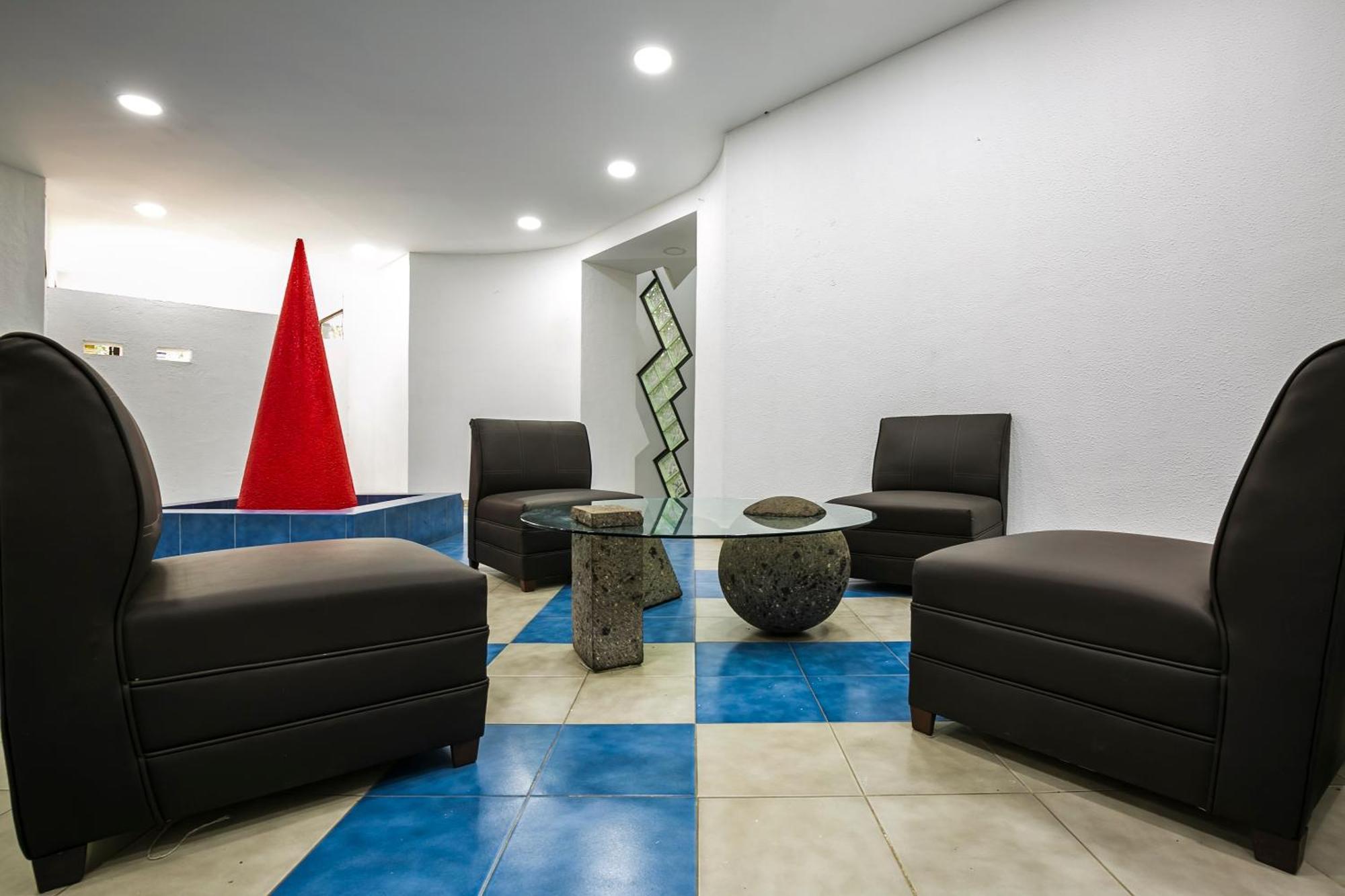 Capital O Casa Blanca, 4*