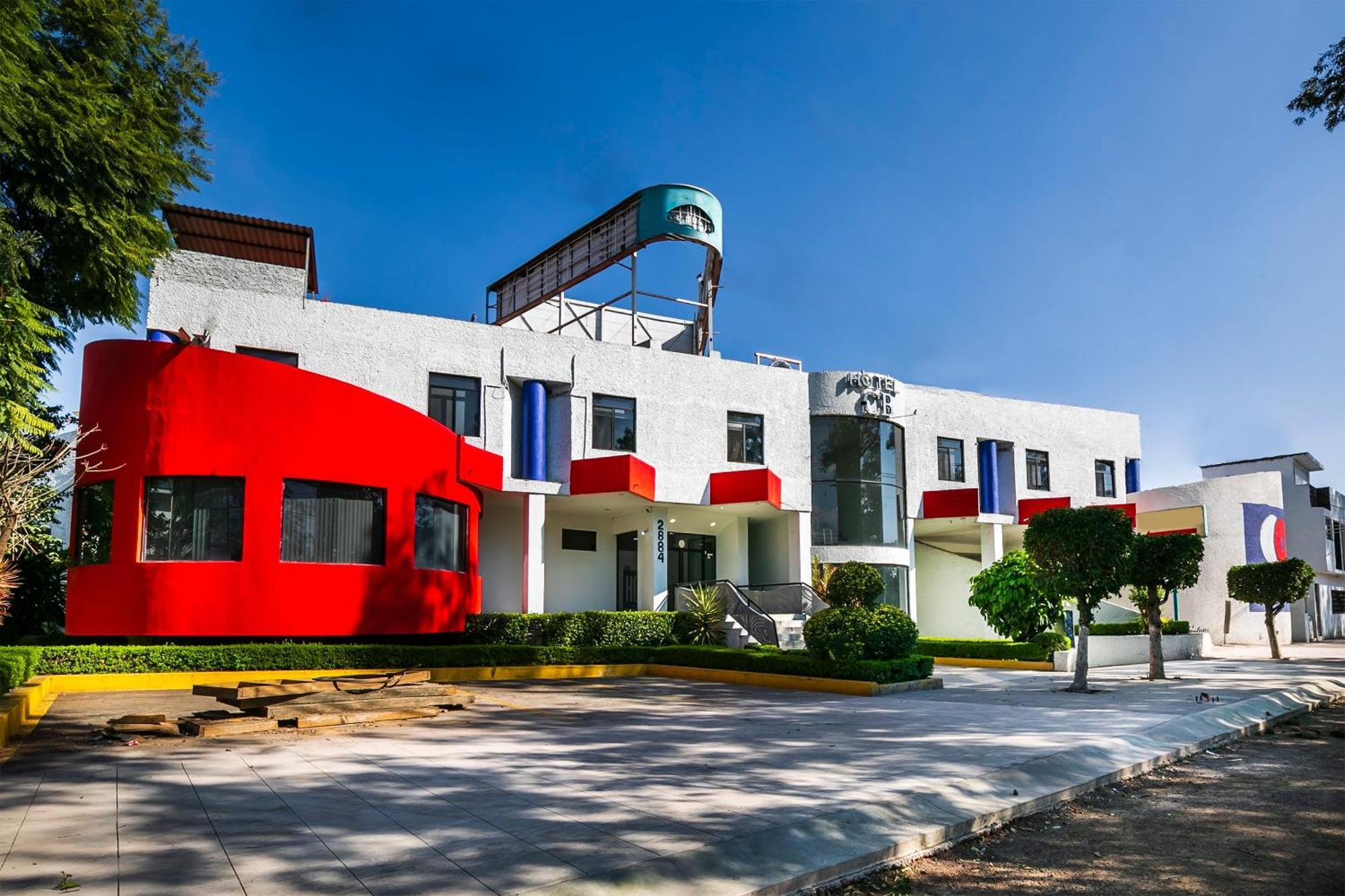 Hotel Capital O Casa Blanca, 4*