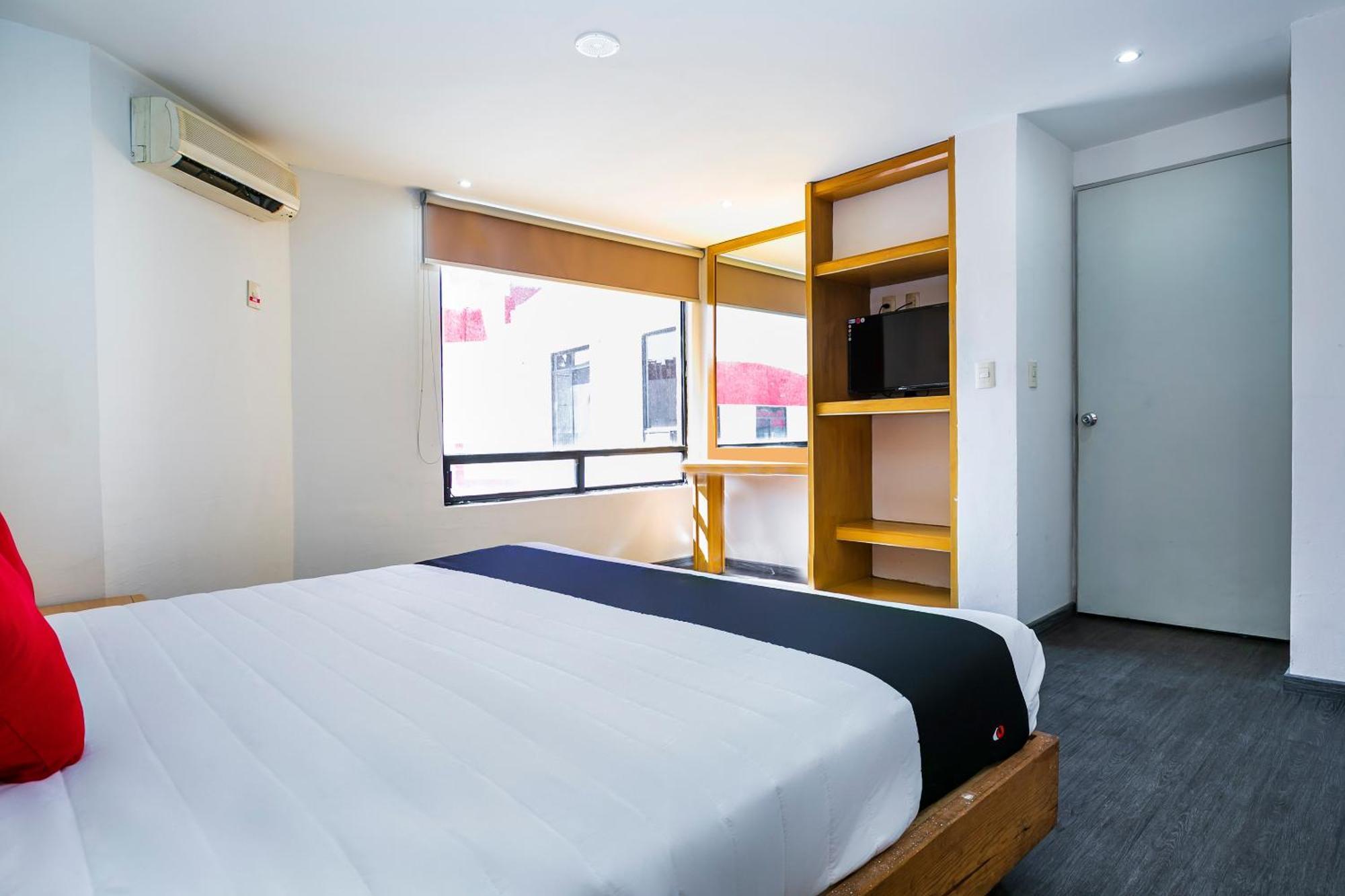 Capital O Casa Blanca, Hotel 4*