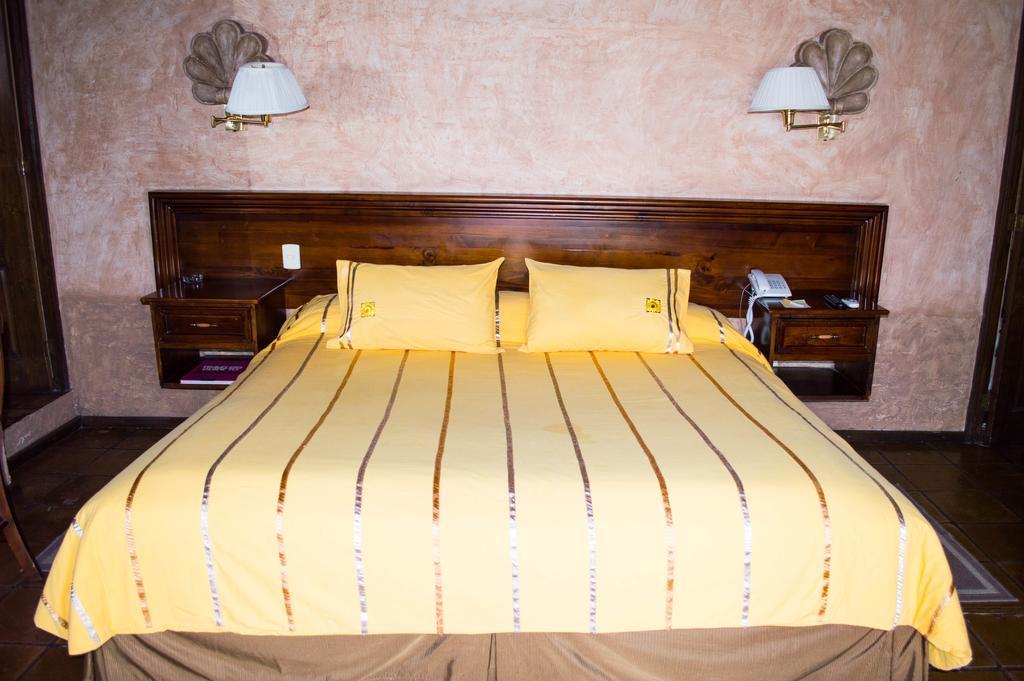 Hotel Casa De La Loma 5*
