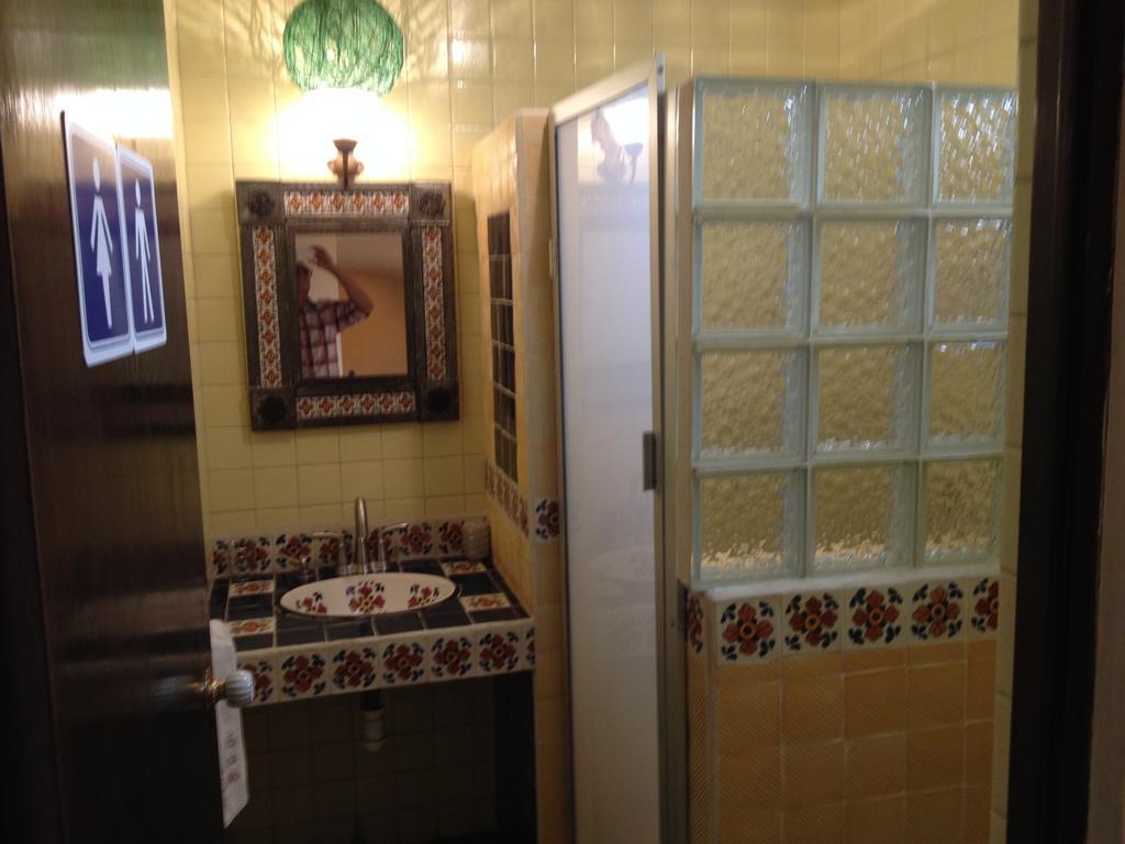 Bed & Breakfast Casa Castillo Morelia