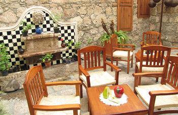 Hotel Refugio Agustino 3*