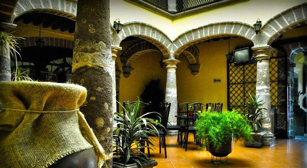 Hotel Colonial