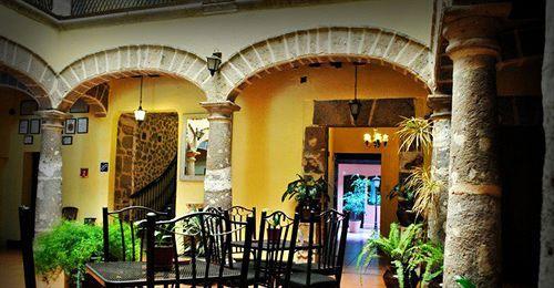 Colonial Hotel