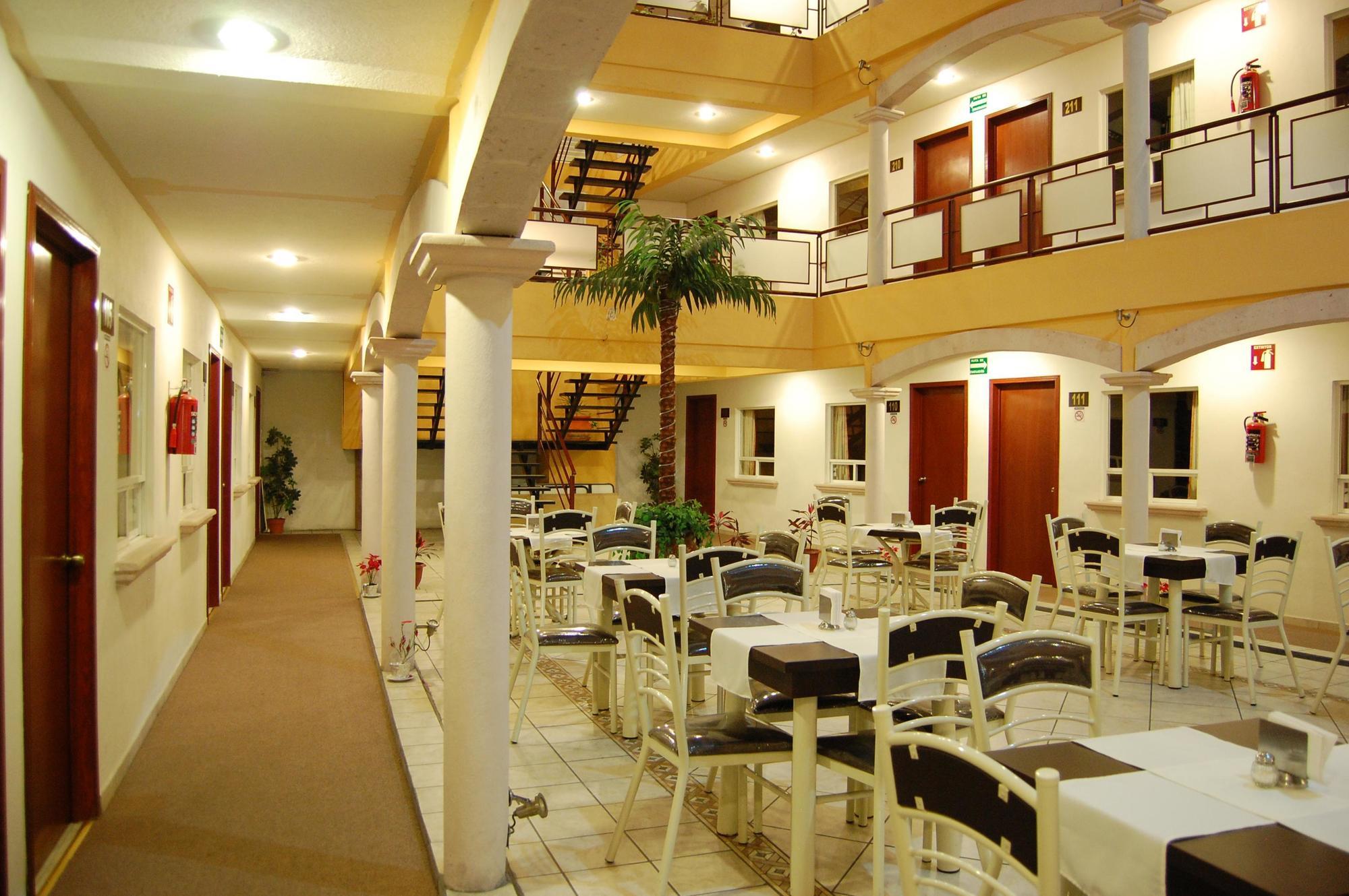 Capital O Victoria Hotel 3*