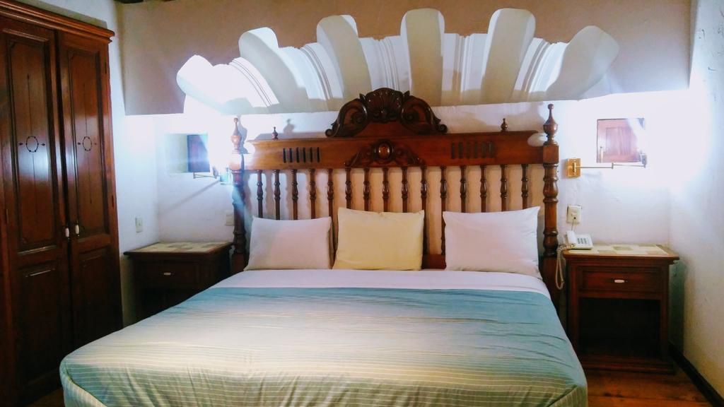 Hotel And San Miguel 3*
