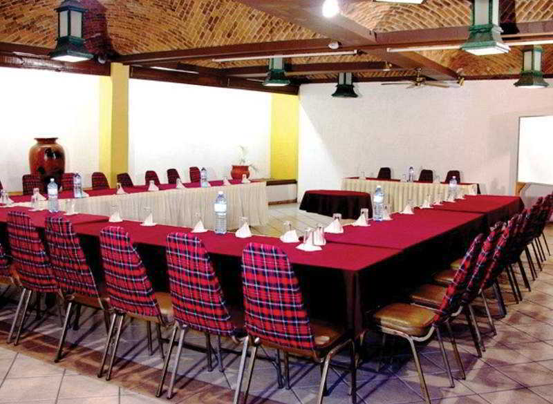 Hotel & Del Sol 4*