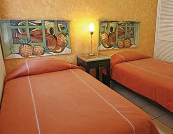 & Galeria 4* Morelia