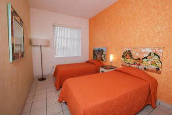 & Galeria Morelia