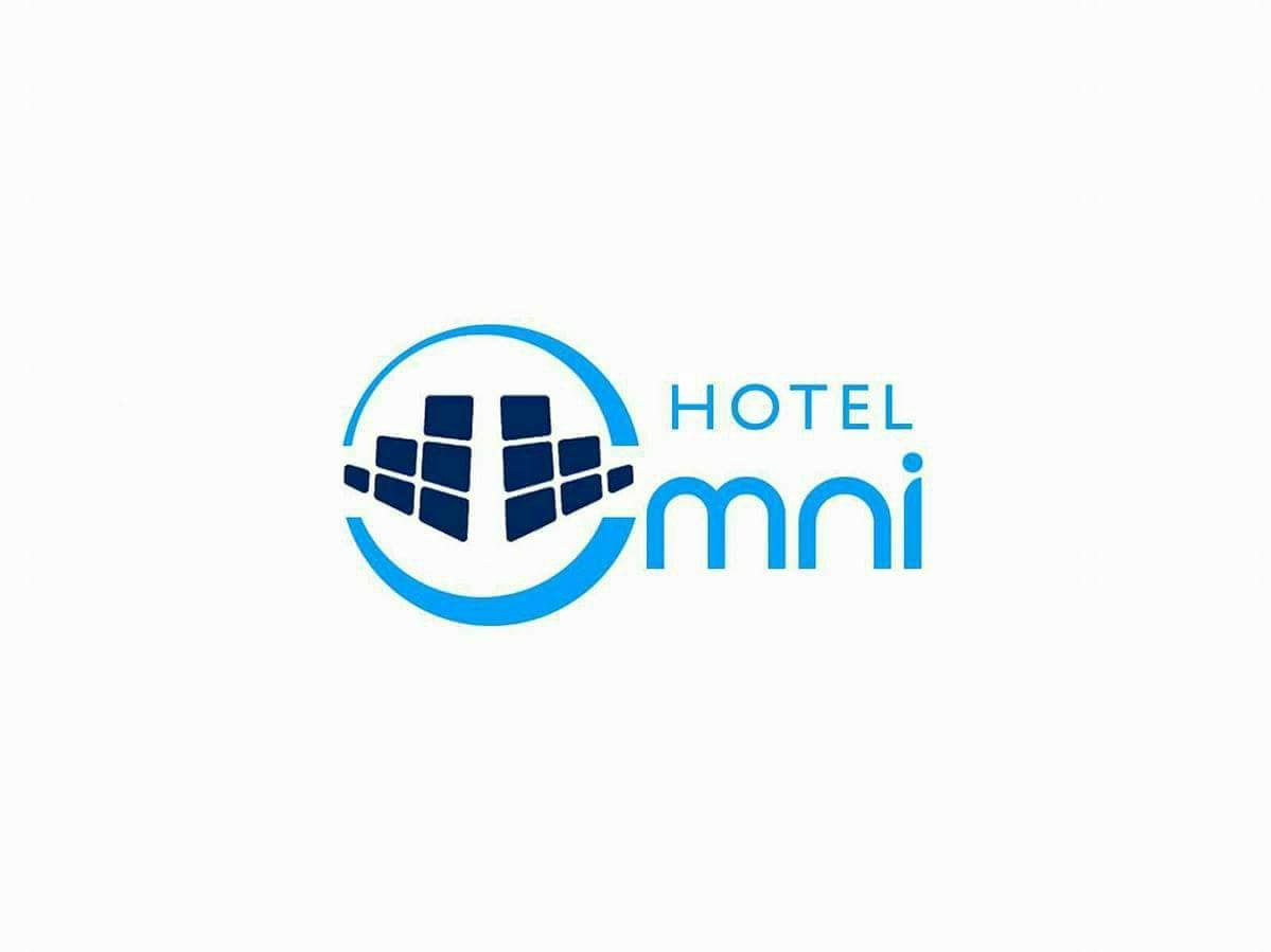 Omni Hotel económico