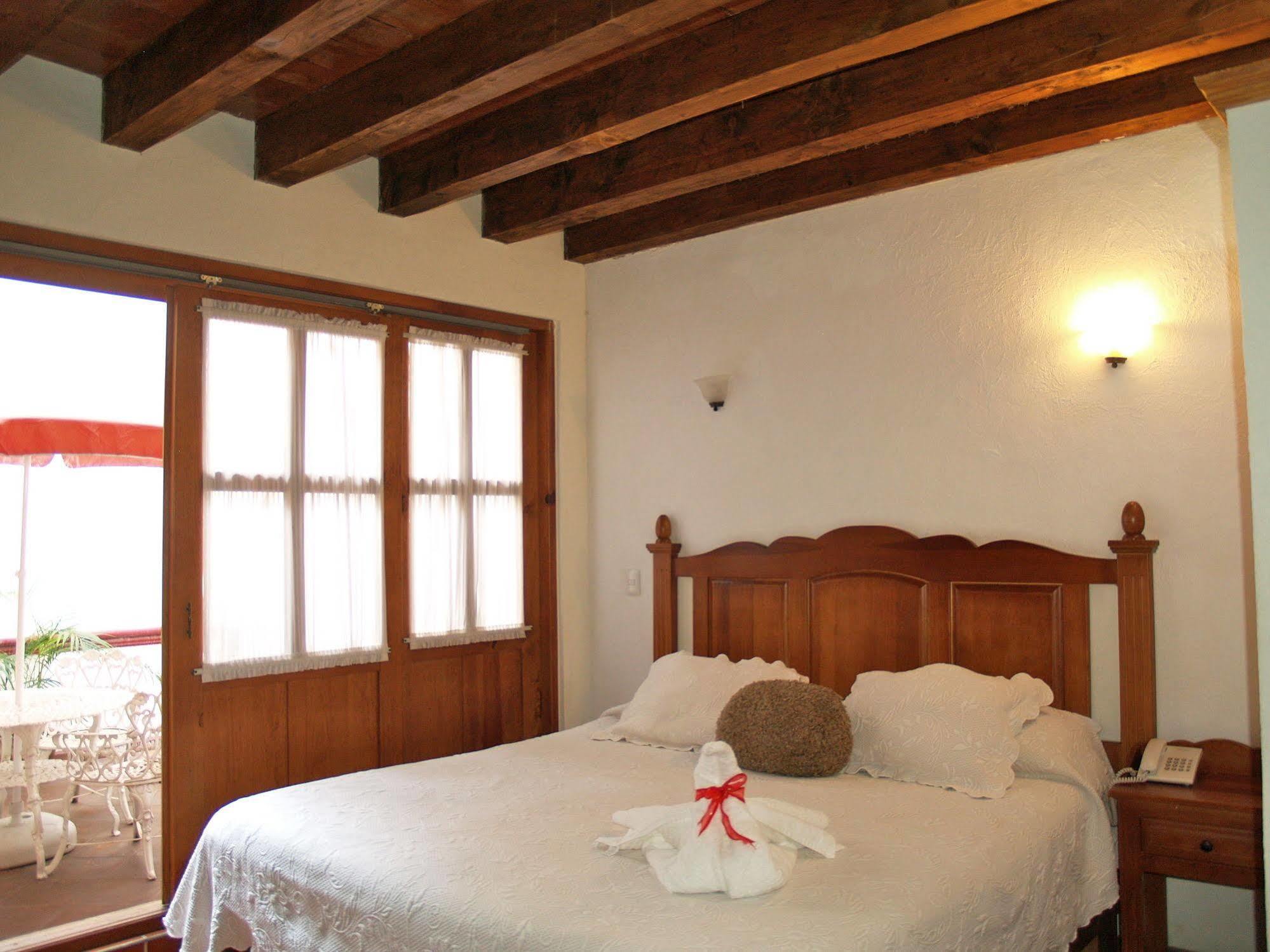 Refugio Agustino Hotel 3*