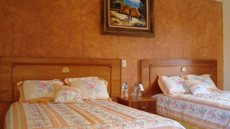 Rincon Tarasco Hotel 3*