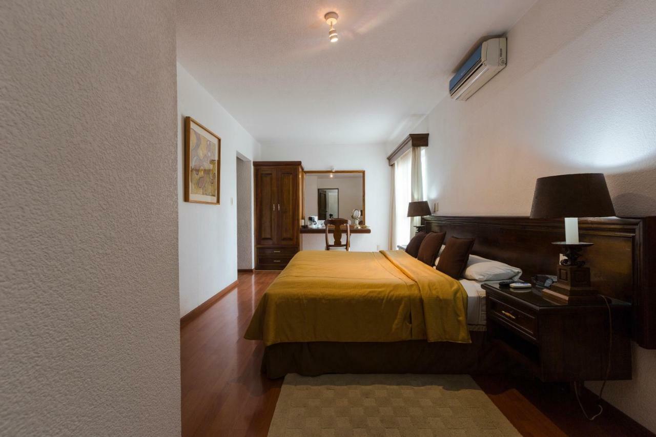 Casa De La Loma 5*