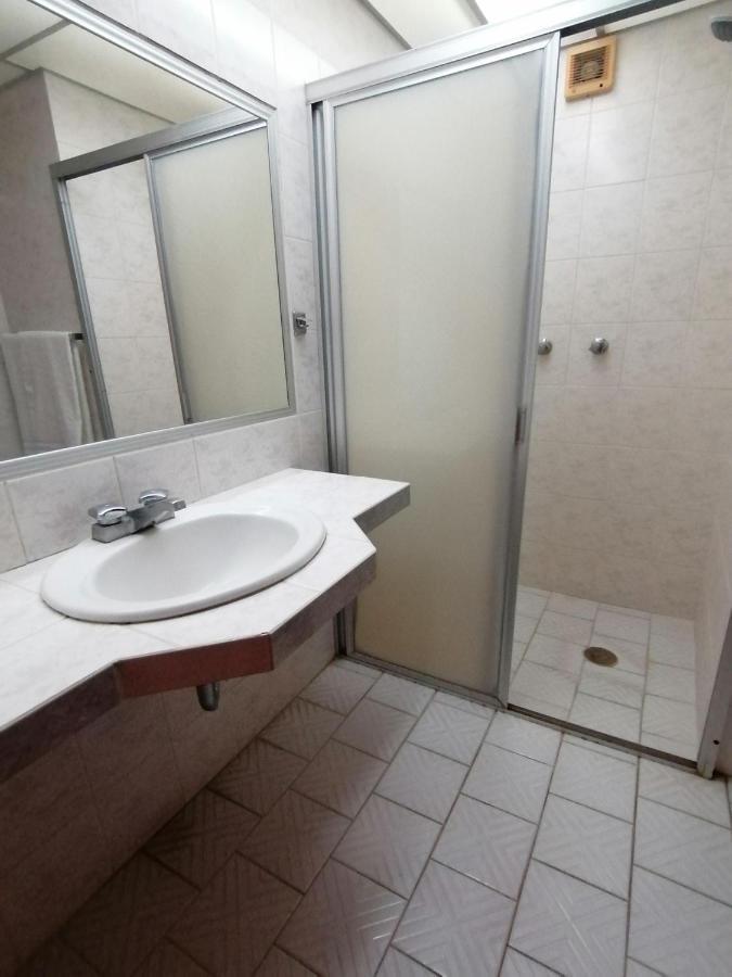 Casa Blanca Hotel 2*